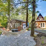 Pocono Getaway A Frame Cabin W/ Hot Tub Sauna