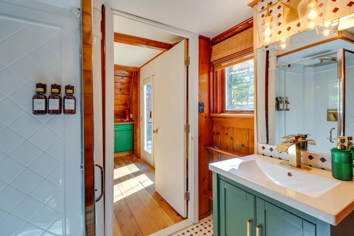 Ferienhaus Pocono Getaway A Frame W/ Hot Tub Sauna *